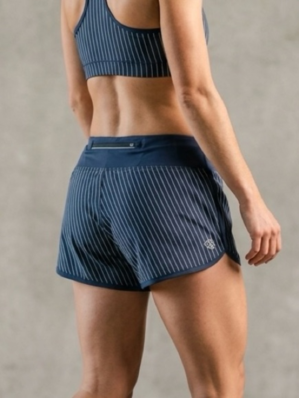 Rabbit Women’s Running Shorts Navy Blue Striped Large L - Picture 7 of 7